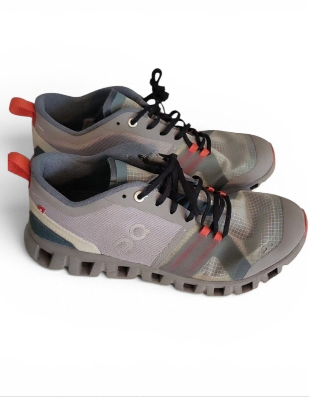 On Women's Cloud X Shift Low Top Sneakers size 6 Women's